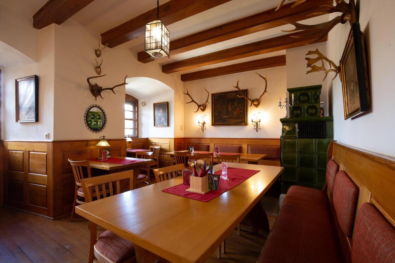 Schlosshotel Harburg Esterno foto