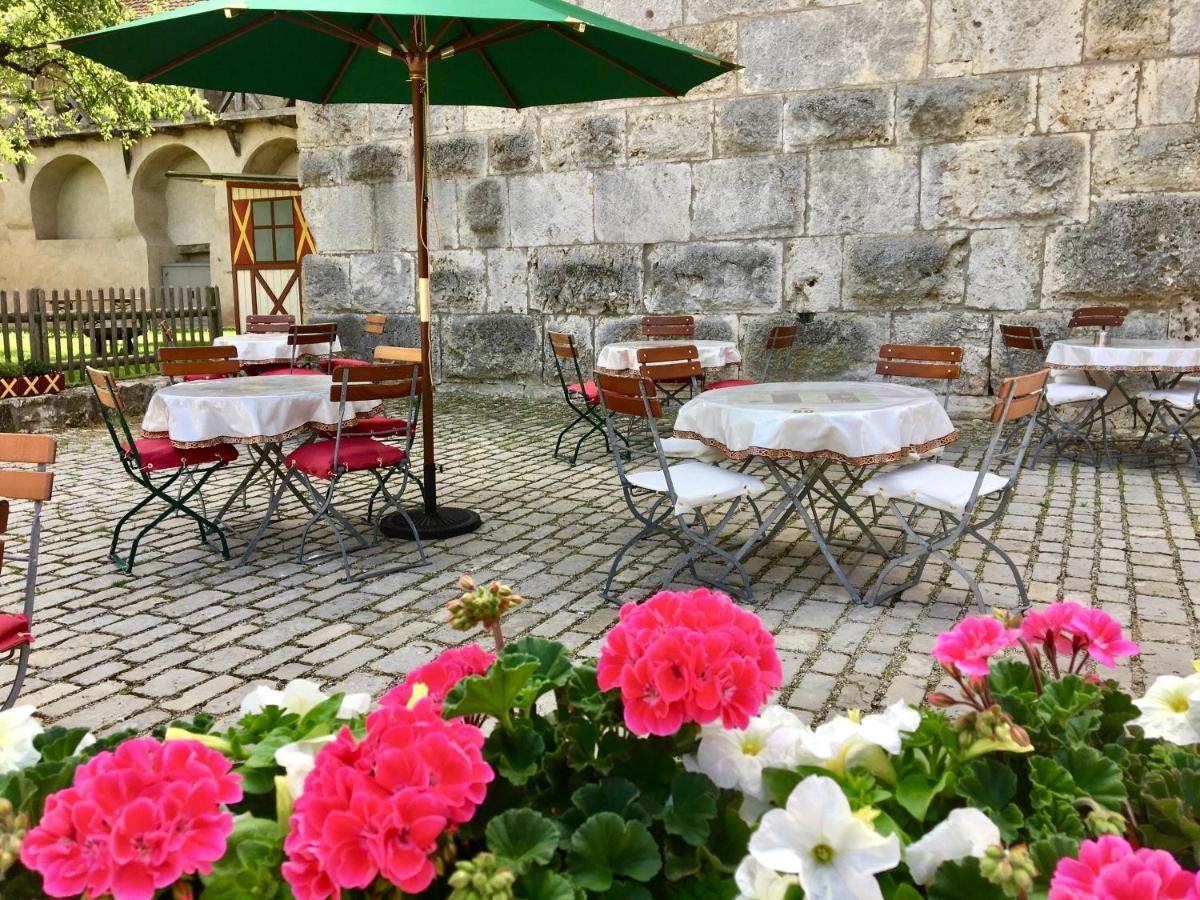 Schlosshotel Harburg Esterno foto
