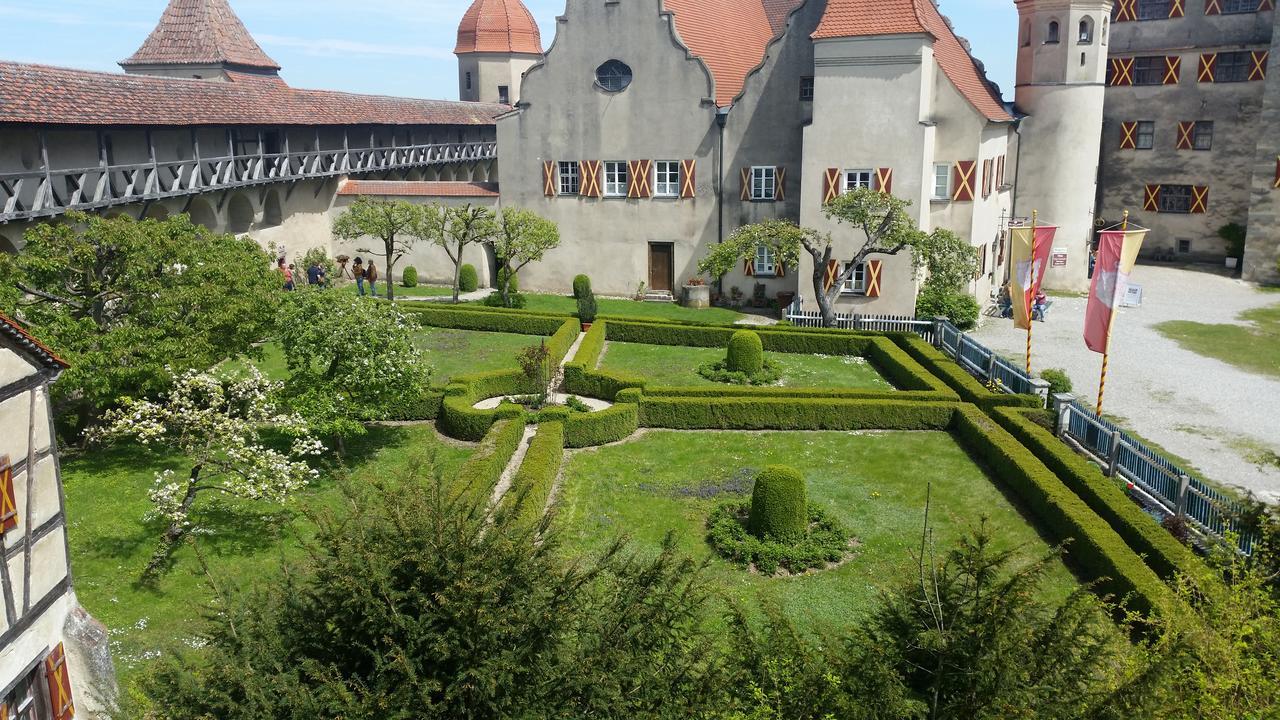 Schlosshotel Harburg Esterno foto