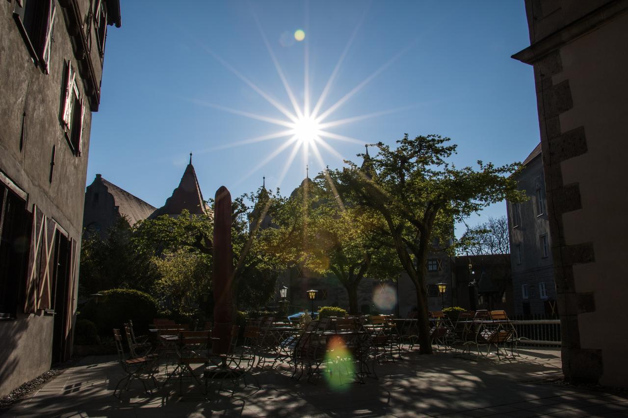 Schlosshotel Harburg Esterno foto
