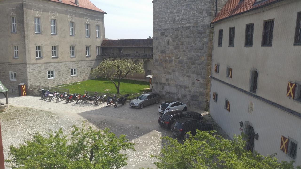 Schlosshotel Harburg Esterno foto